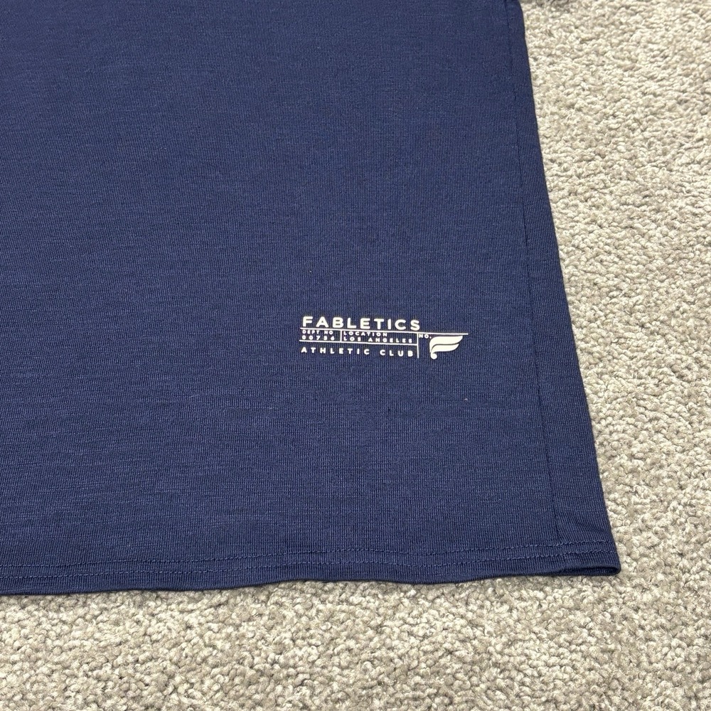 Fabletics Shirt Mens Size XS Performance Workout Gym Polyester Blend Deep Navy - Picture 2 of 6